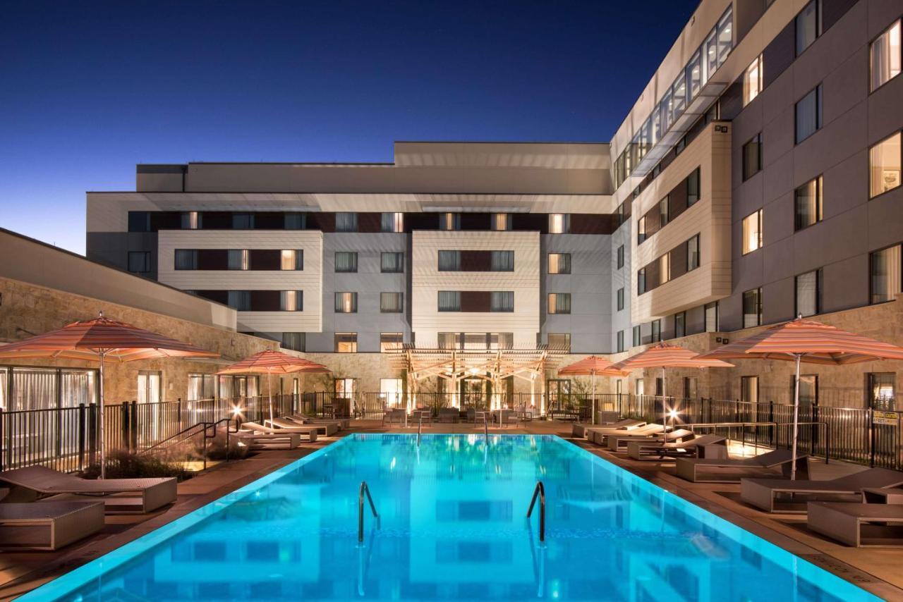 Sonesta Bee Cave Austin Hill Country Hotel Exterior photo